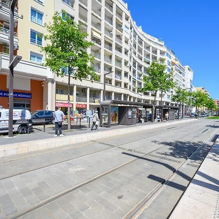 Daire Vue & Terrasse 5 Pers Proche Et Centre
